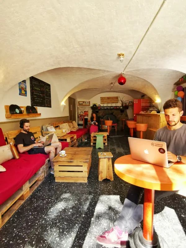 auberge de jeunesse serre chevalier