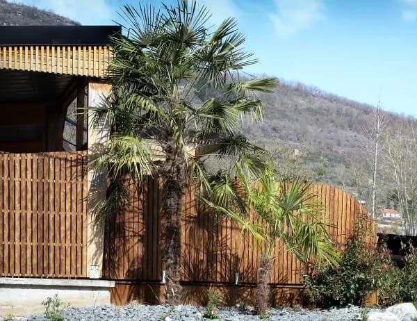 Domaine Le Vaxergues - batiment exterieur 3.webp