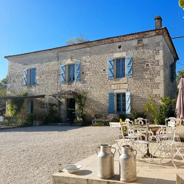 Maison façade en pierre